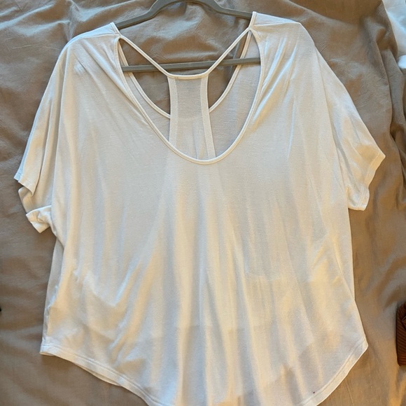 EXPRESS White Rayon Blouse - Picture 6 of 8